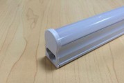 从2D灯管到LED灯（一步一步教你如何将2D灯管替换为高效节能的LED灯）
