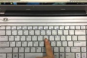 电脑键盘无法正常使用的原因及解决方法（详解电脑键盘失灵的可能原因及解决方案）