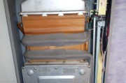 万和热水器开关老是跳闸的原因是什么（探寻万和热水器开关跳闸的问题及解决方法）