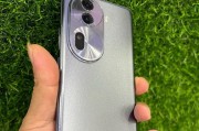 OPPO手机上方有摄像头的型号是什么？