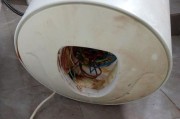 热水器没有电源怎么修理（解决热水器无电源问题的有效方法）