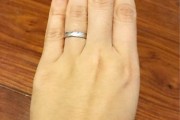 手机壳沾酒精后如何清洗？有没有不伤材质的方法？