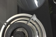 老板煤气灶点着后又熄火的原因及解决方法（解读老板煤气灶点着后熄火的原因）