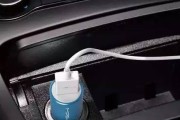魅特50e原装充电器的功率是多少瓦？选择充电器时应注意什么？