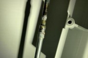 解决冰箱冰膜问题的有效方法（快速去除冰箱冰膜的实用技巧）