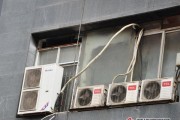 空调外机的顶部使用探究（探寻空调外机顶部可盖物品的利与弊）