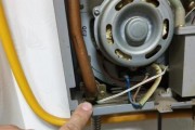 神州热水器E5故障修理方法（轻松解决神州热水器E5故障问题）