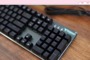 逃生试炼游戏适合使用哪种键盘？选择键盘时需要注意什么？