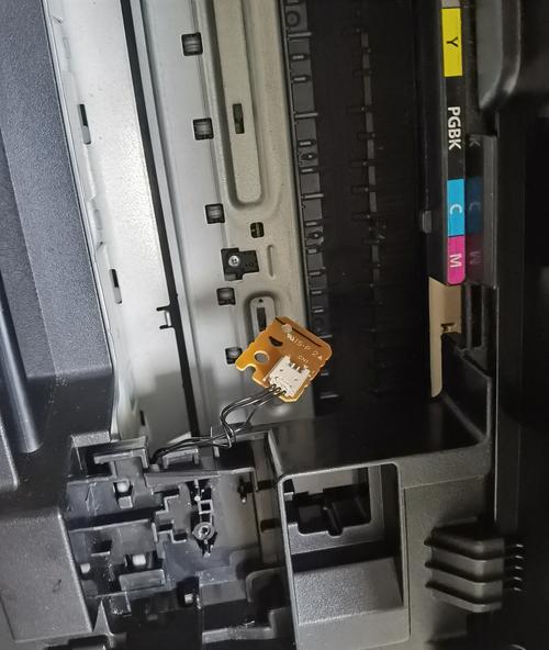 解决佳能打印机只有白纸问题的有效方法（教你轻松解决佳能打印机只输出白纸的困扰）