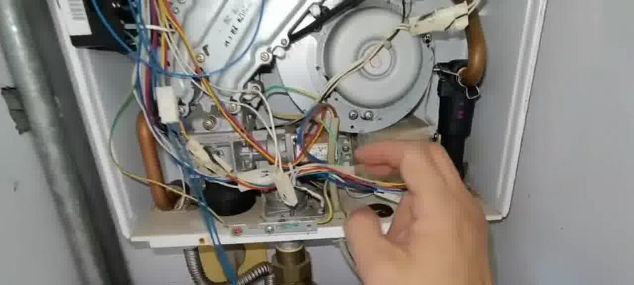万和热水器故障代码及解决方法（了解常见的万和热水器故障代码）
