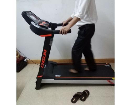 跑步机跑带烂了的维修方法（轻松解决跑步机跑带磨损问题）