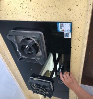 老式油烟机不动了怎么办（解决老式油烟机故障的简易方法）