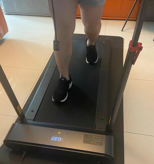 跑完跑步机后的恢复与处理（科学恢复方法助力运动效果）