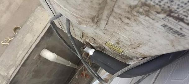 解决空调排水管道漏水问题的方法与技巧（处理空调排水管道漏水的实用指南）