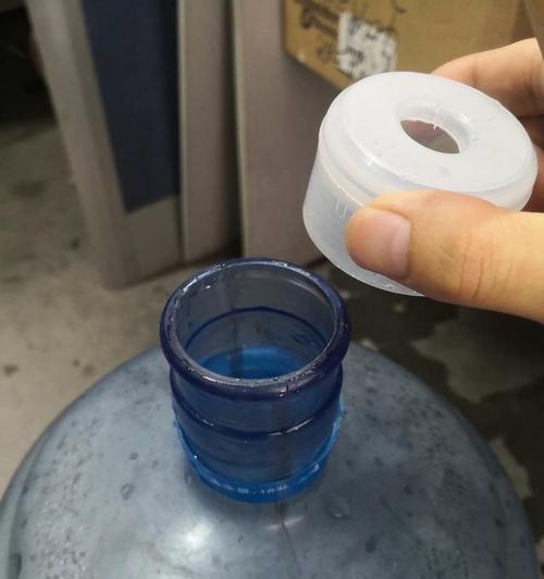 饮水机漏水原因及解决方法（预防饮水机漏水）