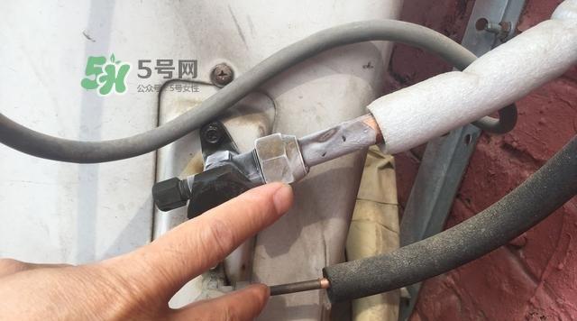 空调漏氟的维修方法（了解漏氟原因）