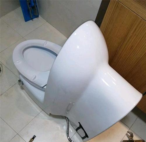 如何发现和解决美标马桶水箱漏水问题（了解马桶水箱漏水原因）