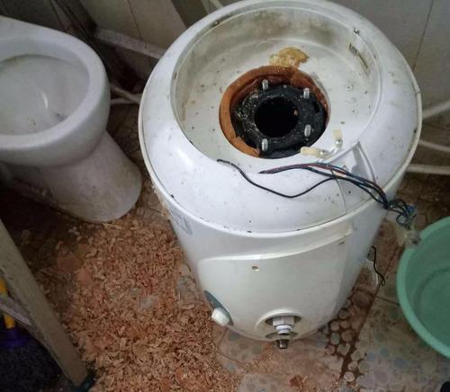 电热水器清洗时间及注意事项（了解清洗电热水器的最佳时间和方法）