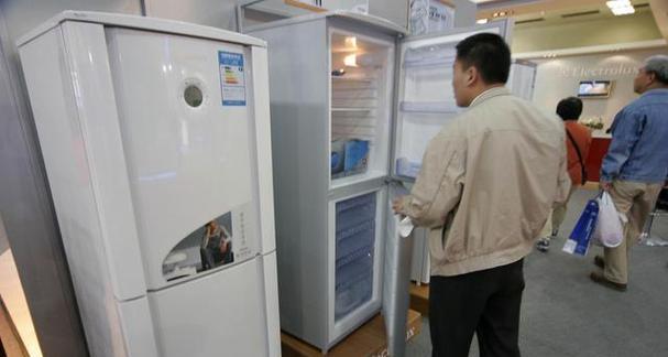 冰箱唧唧响的原因及解决方法（为什么冰箱会发出唧唧声）