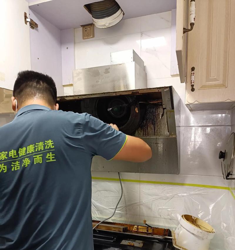 清洗空调内机的正确方法（以自己怎样清洗空调内机为例）