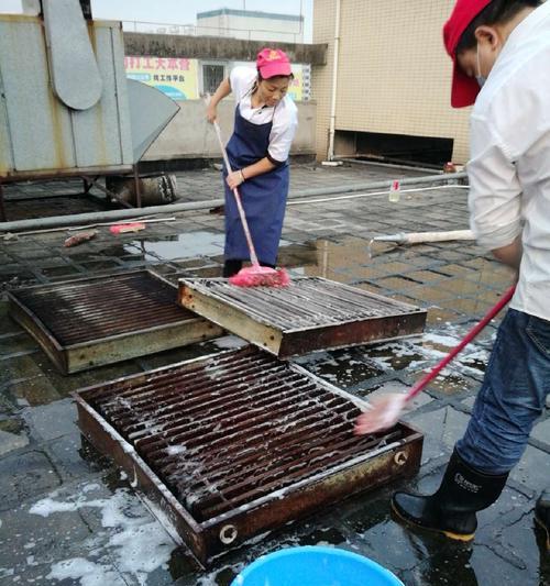 奉贤区餐厅油烟机清洗方法（高效清洗油烟机的技巧与注意事项）