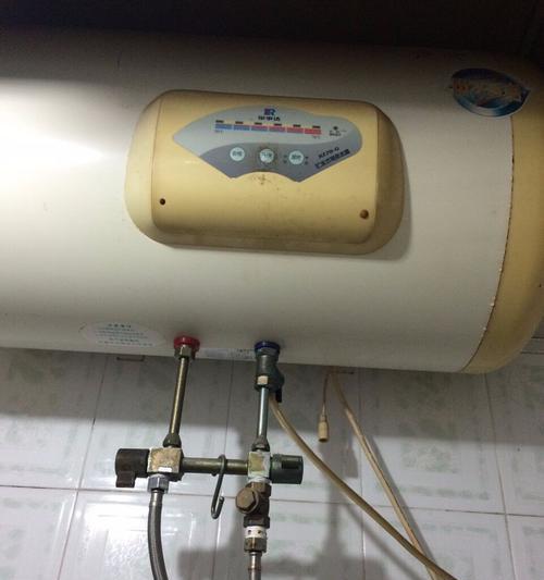 为什么热水器总是有水（原因解析及解决方法）