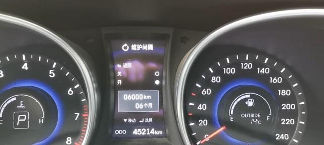 跑步机机油灯告警的处理方法（解决跑步机机油灯告警的有效技巧）