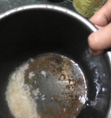 电饭煲内锅变形的原因及解决方法（内锅变形是怎么回事）