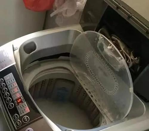 普通洗衣机脱水桶不转的原因及解决办法（为什么洗衣机脱水桶不转）