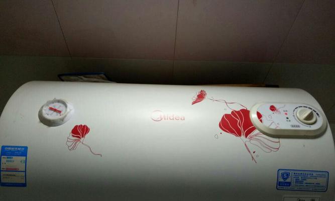 老式热水器上水不停的问题及解决方法（为您解答老式热水器上水不停的烦恼）