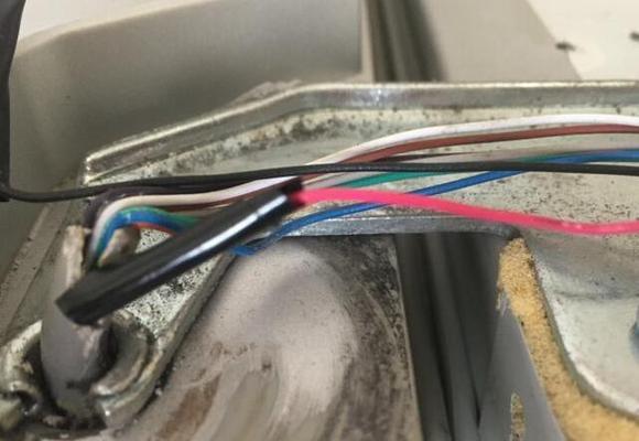 冰箱插上就跳闸的原因分析（为什么冰箱插上电源后会引起跳闸）