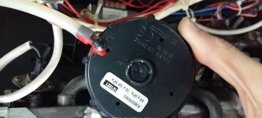 热水器水罐除锈方法（轻松除锈让热水器回复新生）