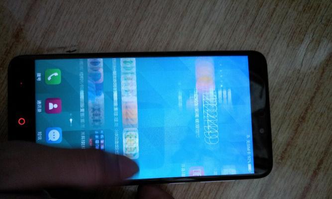 老款显示器卡屏怎么办（遇到老款显示器卡屏？别慌）