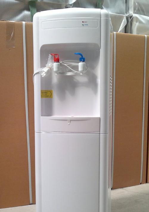 家用小型饮水机修复方法大全（解决家用小型饮水机常见问题的实用技巧）
