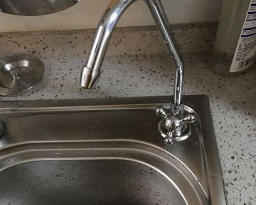 净水器出水口没变化的原因及解决方法（如何处理净水器出水口无变化的情况）