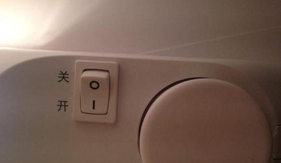 冰箱发热不制冷了（为什么冰箱会发热不制冷）
