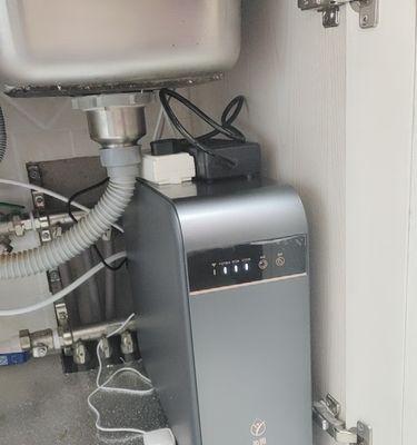净水器故障代码解决指南（从故障代码到顺畅净水的关键步骤）