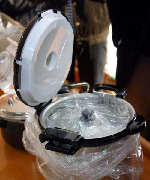 电饭煲漏气问题的原因和解决方法（发现电饭煲漏气）