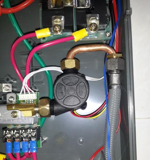热水器点火时为什么会有嘀嘀声（探究热水器点火嘀嘀声的原因及解决方法）