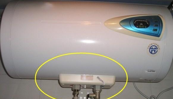 如何处理洗手间热水器触电问题（急救措施与预防方法）