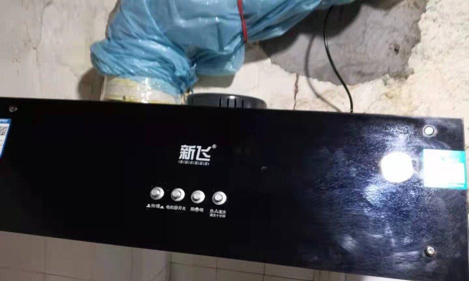 如何拆卸和清洗中式油烟机（简单步骤让你轻松清洗油烟机）