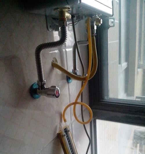 热水器安装时遇到堵塞问题该如何解决？