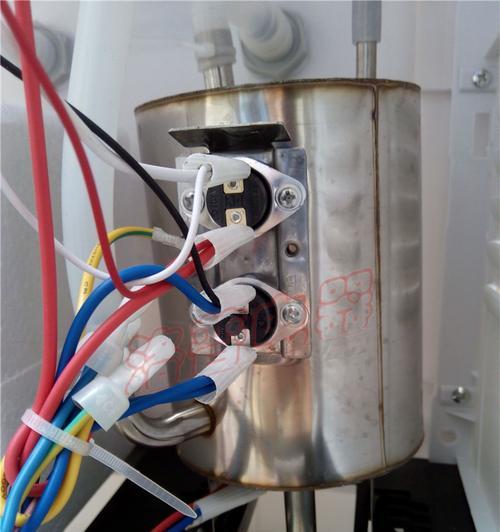 饮水机温控器出现故障怎么办？维修费用大概是多少？
