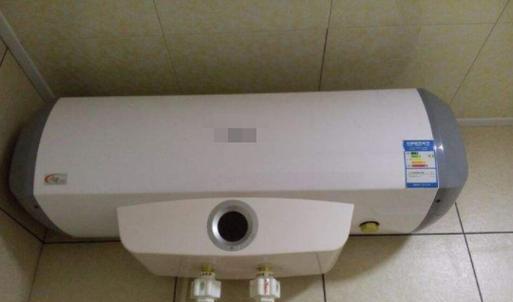 电热水器内胆漏水的危险性（了解电热水器内胆漏水的风险和应对措施）
