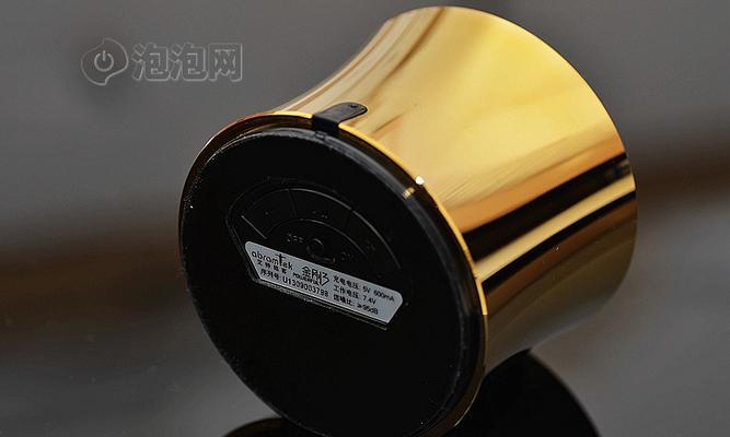 金色音箱面板拆卸方法是什么？