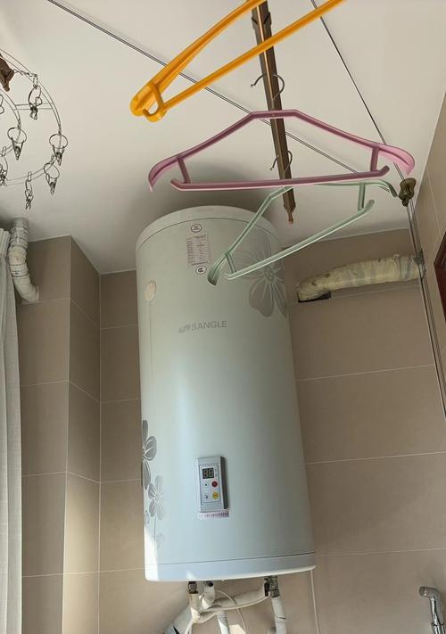 热水器在浴室中如何正确悬挂？