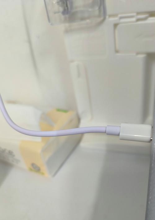 充电器如何为电脑充电？