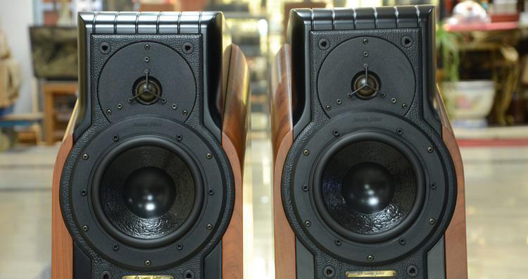 火车内音箱使用方法及常见问题解答？