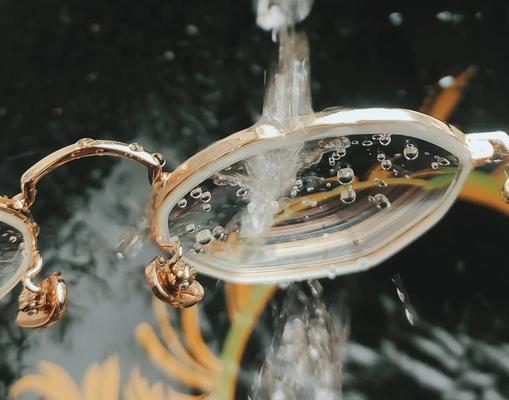 矫正眼镜清洗方法视频教程？如何正确保养？