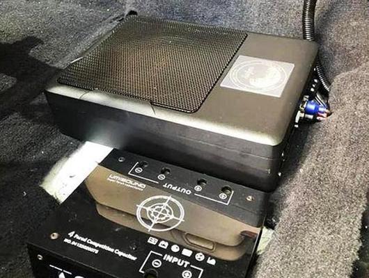 诗芬尼s12000低音炮属于什么档次？性能如何？